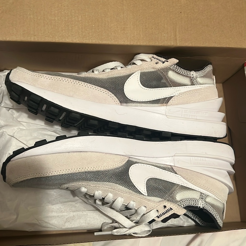 Nike waffles one
